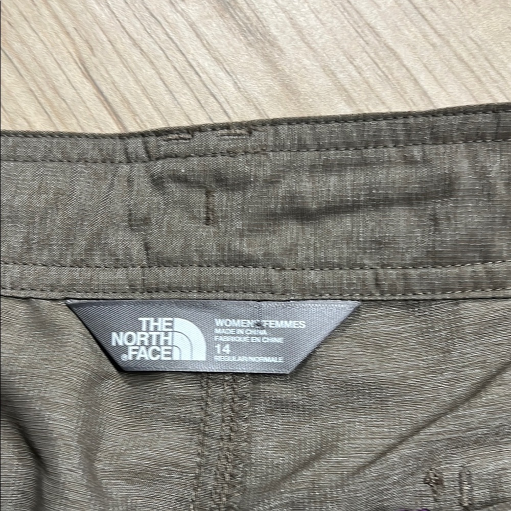 The North Face Women's Horizon 2.0 Roll-Up Shorts - Picture 4 of 7